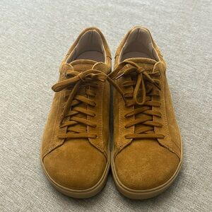 New never worn Birkenstock Bend Size 42